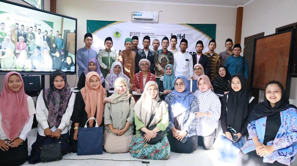 Sekolah Demokrasi Hybrid: Upaya Cegah Politisasi Identitas pada Pemilu 2024 di Provinsi Banten